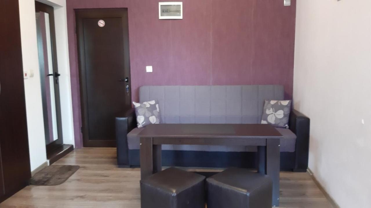 Guest House Bulgari Kazanlŭk Exterior foto
