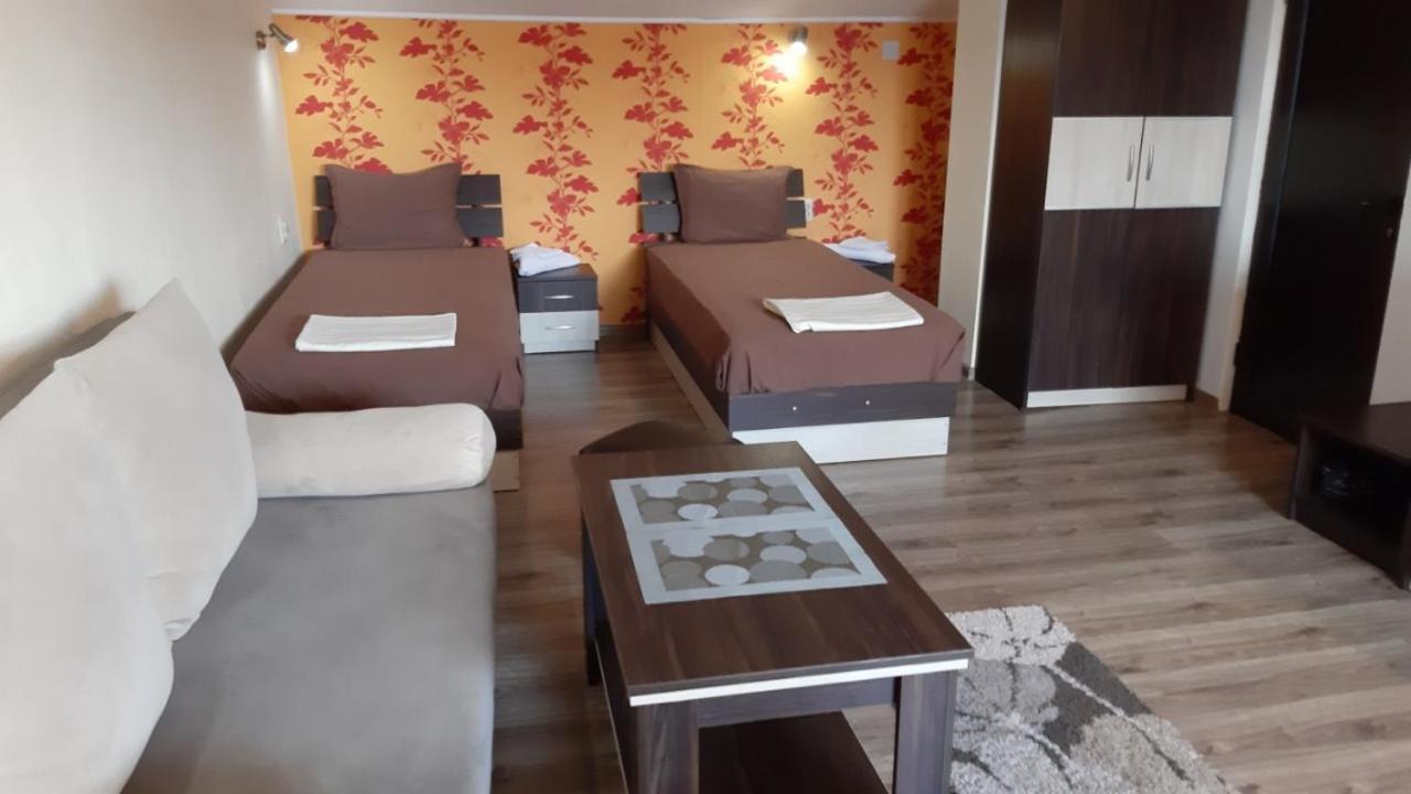 Guest House Bulgari Kazanlŭk Exterior foto